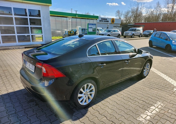 Volvo S60 cena 45900 przebieg: 139900, rok produkcji 2014 z Poznań małe 352